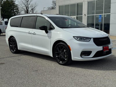 2025 Chrysler Pacifica Limited