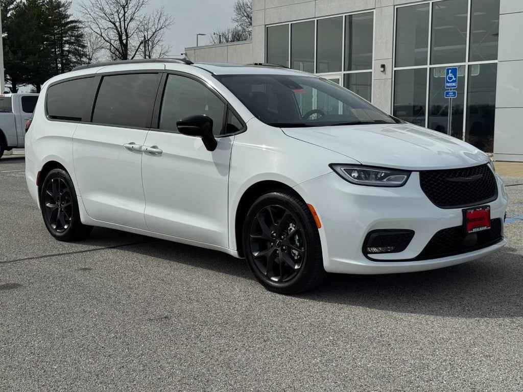 2025 Chrysler Pacifica Limited