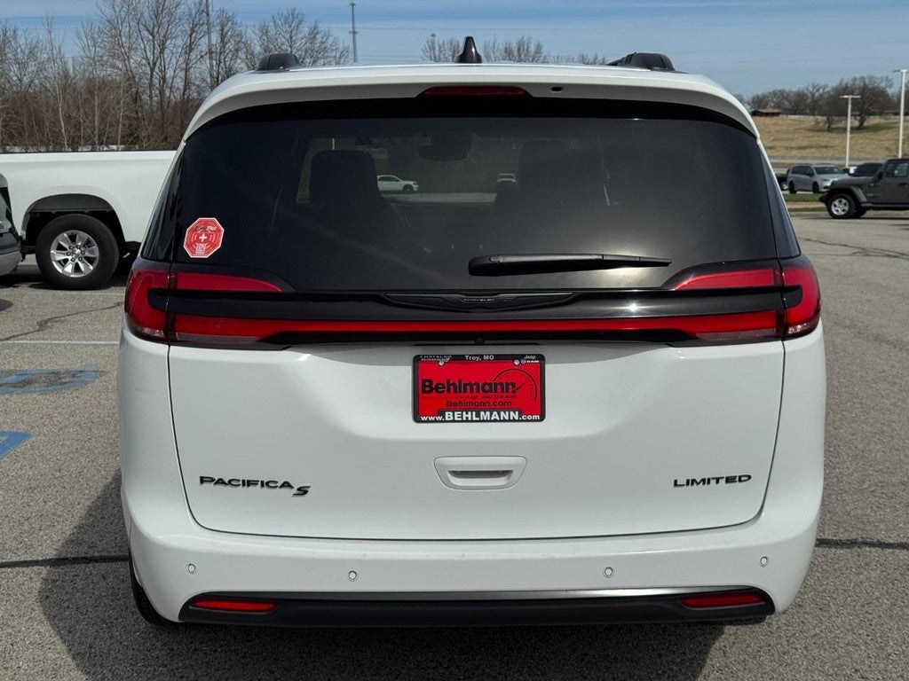 2025 Chrysler Pacifica Limited