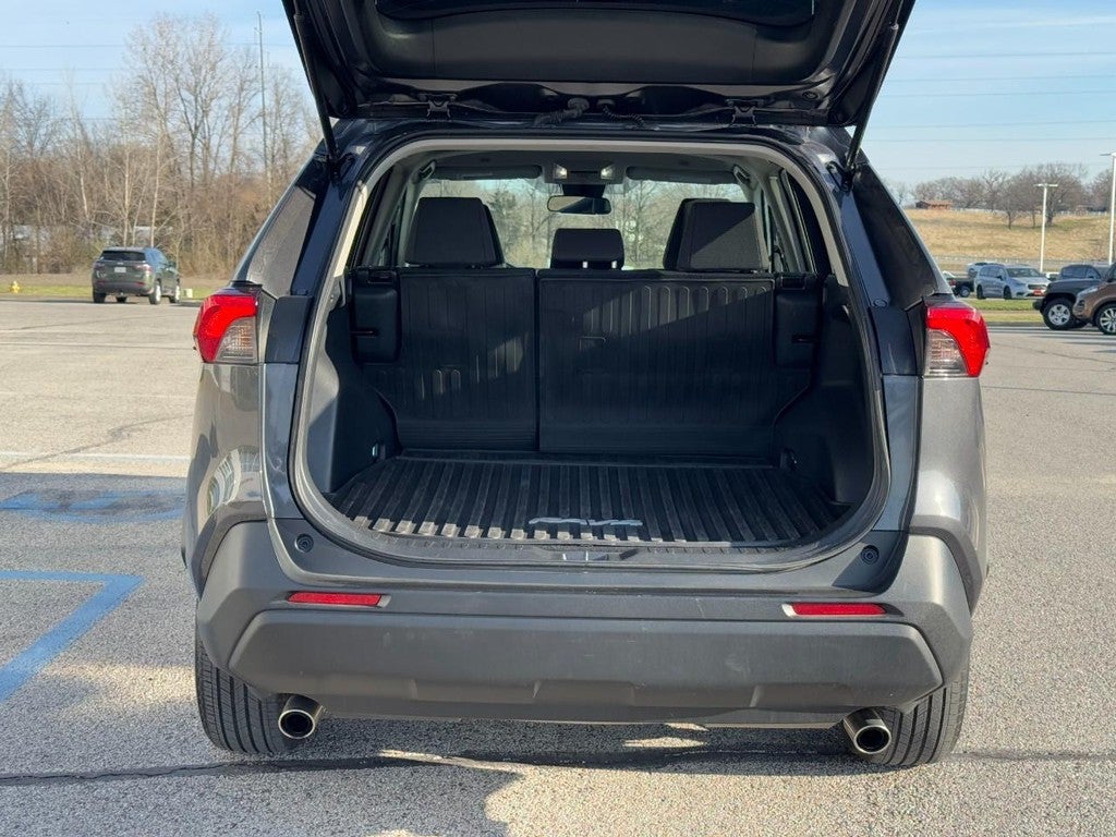 2024 Toyota RAV4 Hybrid LE