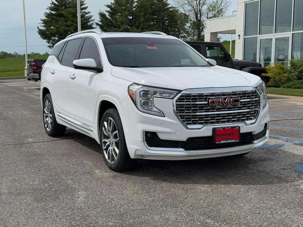 2023 GMC Terrain Denali