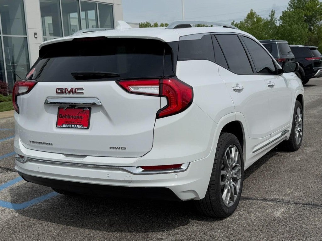 2023 GMC Terrain Denali