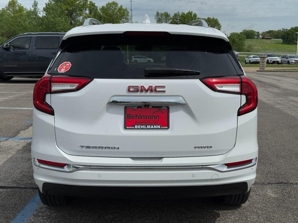 2023 GMC Terrain Denali
