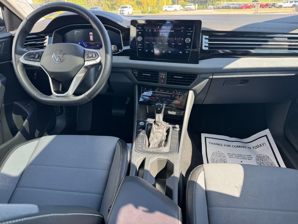 2025 Volkswagen Jetta 1.5T SE