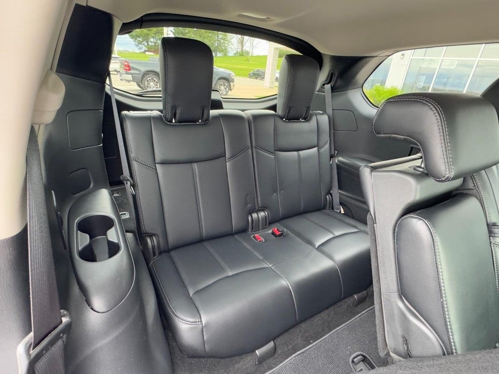 2017 Nissan Pathfinder SL