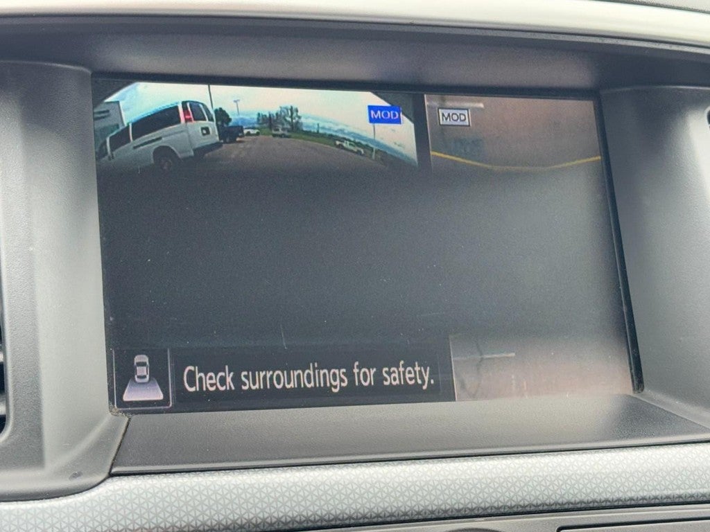 2017 Nissan Pathfinder SL