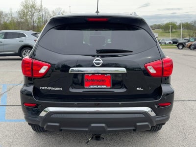 2017 Nissan Pathfinder SL