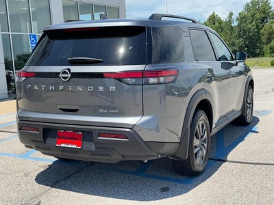 2023 Nissan Pathfinder SV