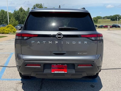 2023 Nissan Pathfinder SV