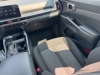 2025 Kia Sorento LX