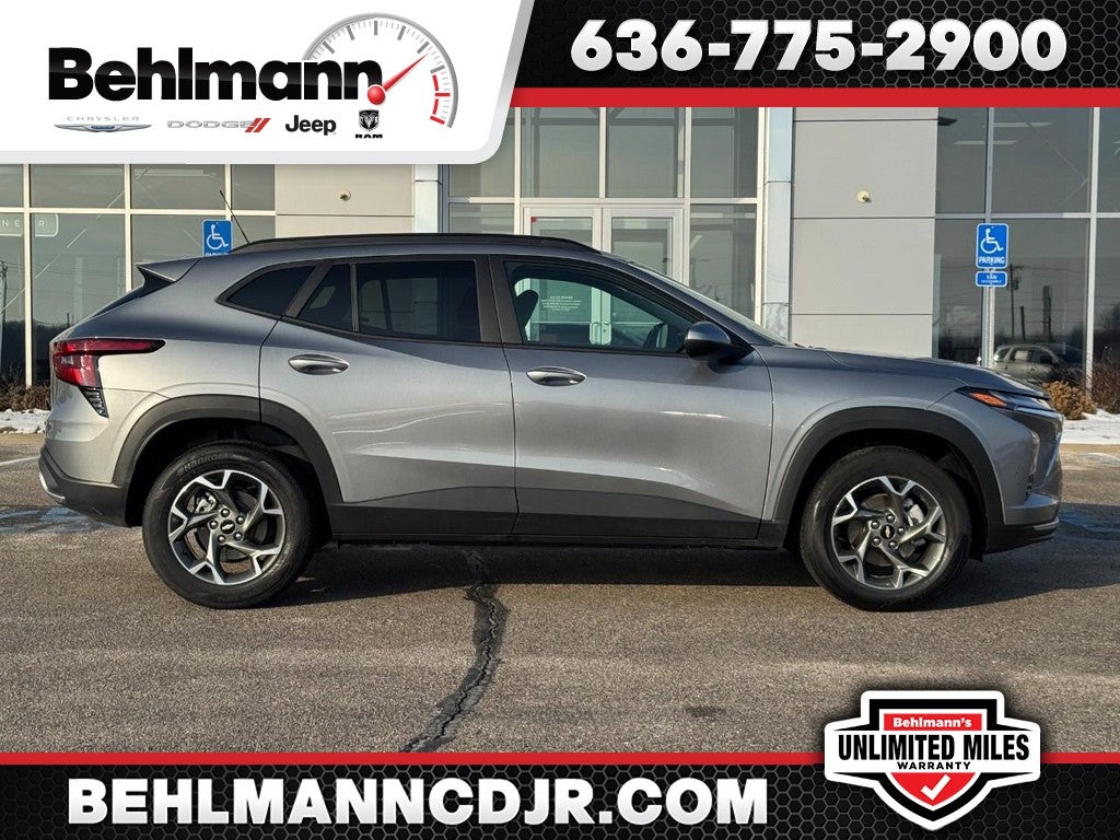 2025 Chevrolet Trax LT