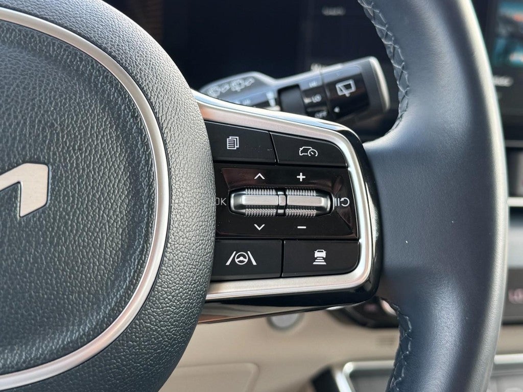 2025 Kia Carnival Hybrid EX