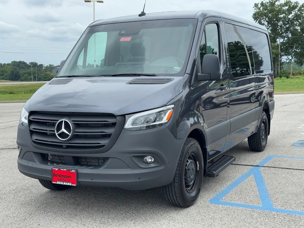 2024 Mercedes-Benz Sprinter 2500 Cargo 144 WB
