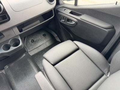 2024 Mercedes-Benz Sprinter 2500 Cargo 144 WB