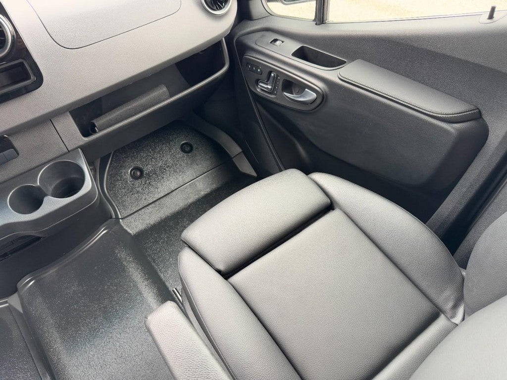 2024 Mercedes-Benz Sprinter 2500 Cargo 144 WB