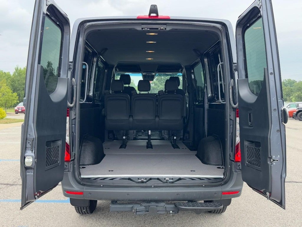 2024 Mercedes-Benz Sprinter 2500 Cargo 144 WB